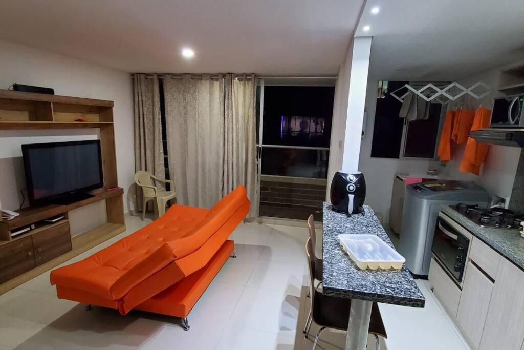 Amplio Con Oficina Apartment Sabaneta