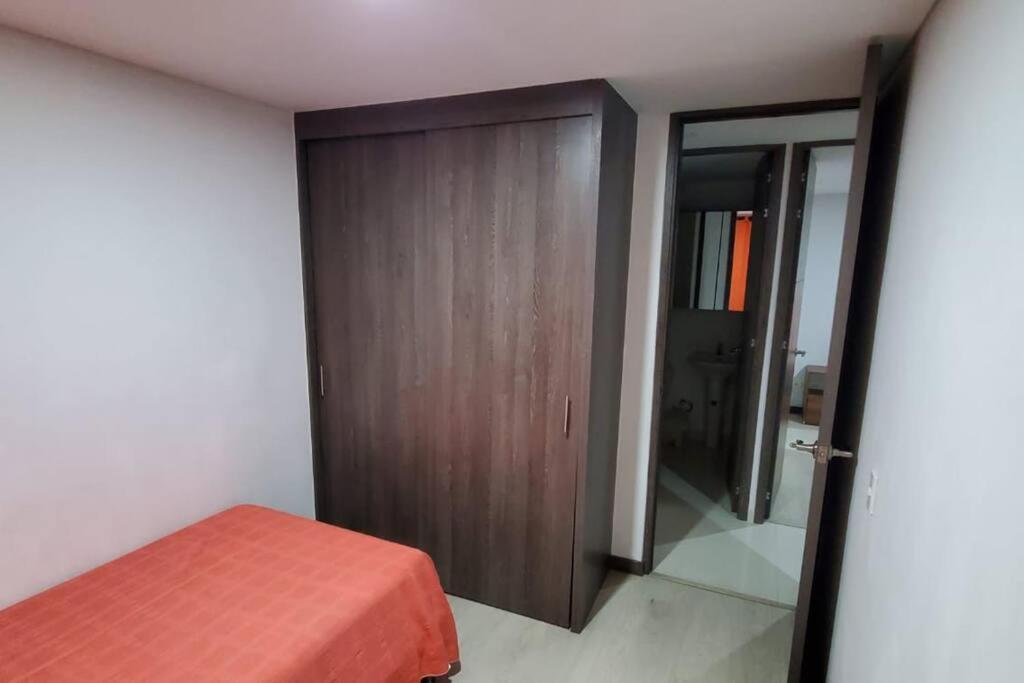 Apartment Amplio Con Oficina
